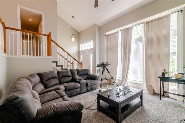 12212 Clubhouse Drive, Kansas City, KS 66109