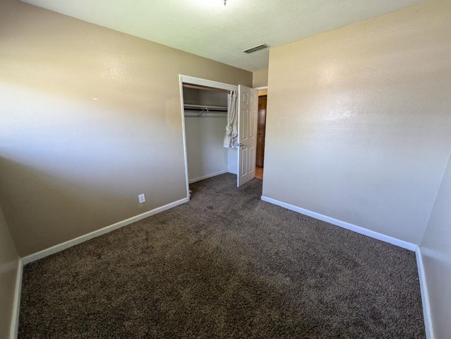 3361 Vanderbilt Ave, Turlock, CA 95382