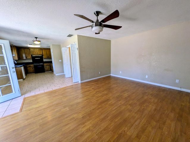 3361 Vanderbilt Ave, Turlock, CA 95382