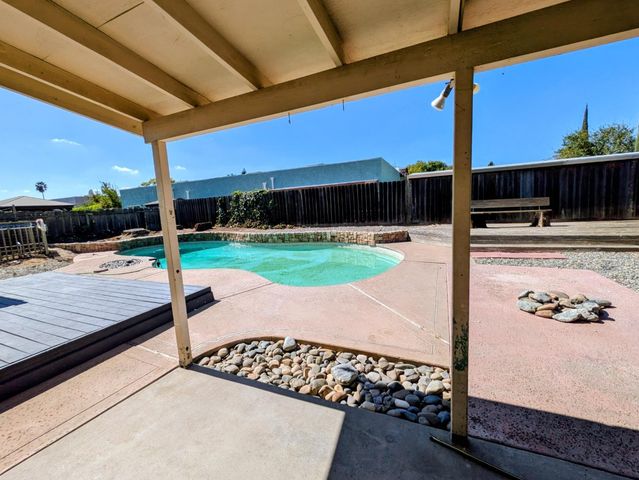 3361 Vanderbilt Ave, Turlock, CA 95382