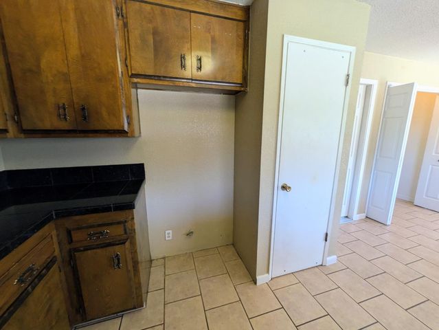 3361 Vanderbilt Ave, Turlock, CA 95382