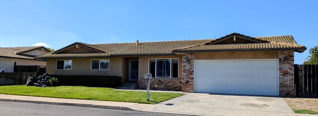 3361 Vanderbilt Ave, Turlock, CA 95382