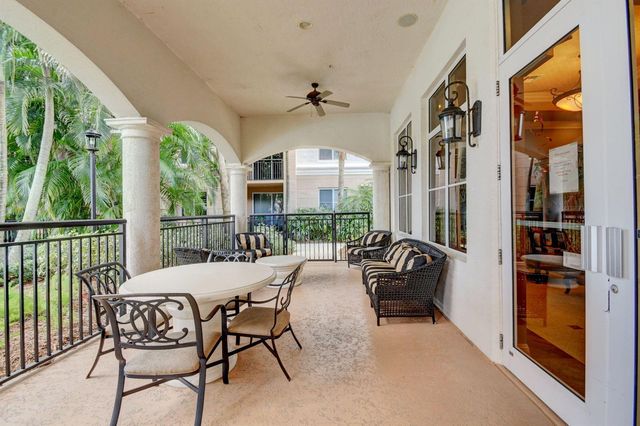 1660 Renaissance Commons Boulevard 2517, Boynton Beach, FL 33426