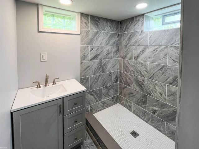 19141 Beland Street, Detroit, MI 48234