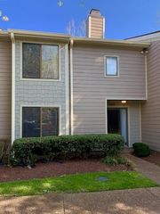623 Barlin Dr, Nashville, TN 37221