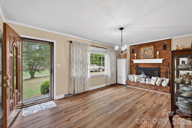 1172 Rainbow Circle, Catawba, SC 29704
