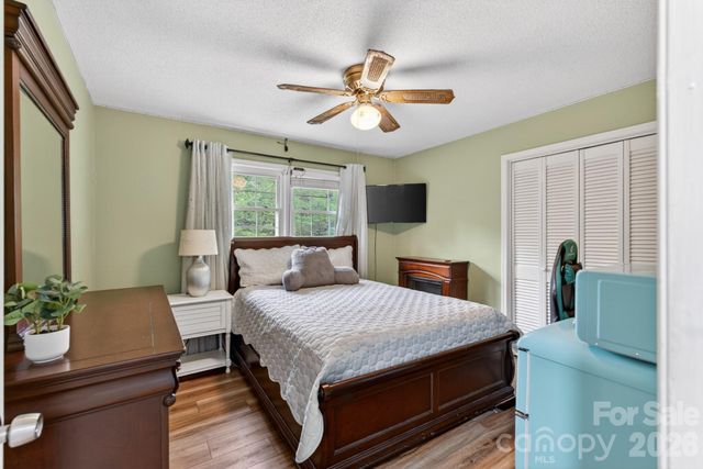 1172 Rainbow Circle, Catawba, SC 29704