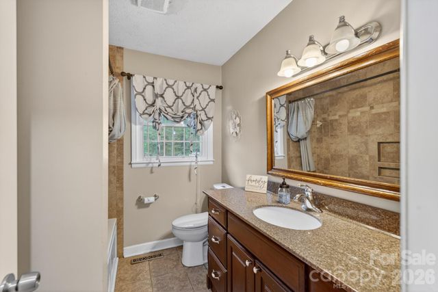 1172 Rainbow Circle, Catawba, SC 29704