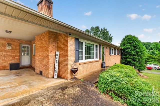 1172 Rainbow Circle, Catawba, SC 29704