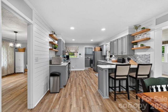 1172 Rainbow Circle, Catawba, SC 29704