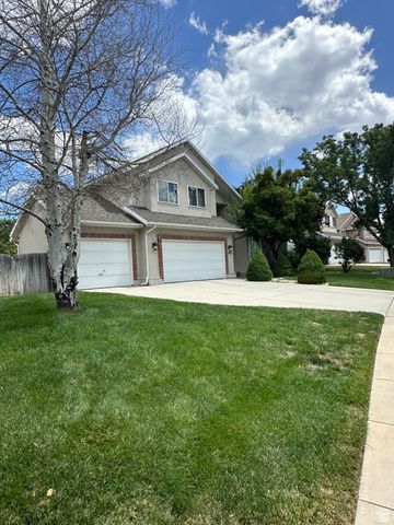 11133 S CRESCENT VISTA LN LN, Sandy, UT 84070