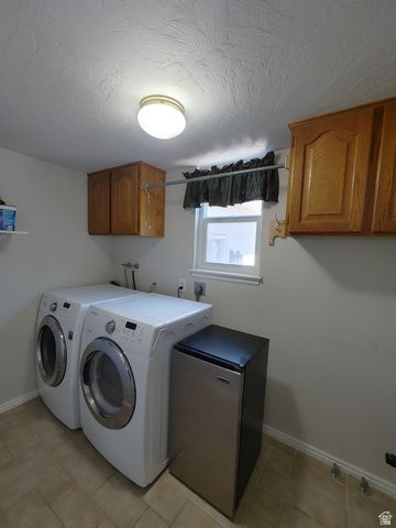 11133 S CRESCENT VISTA LN LN, Sandy, UT 84070