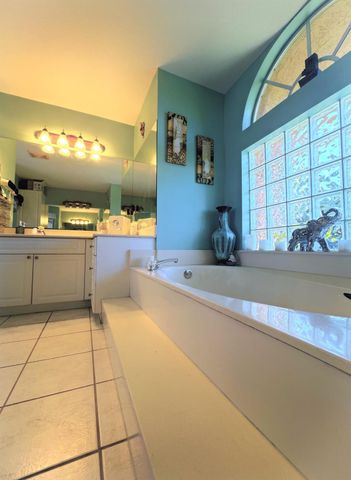 13084 73rd Street N, The Acreage, FL 33412