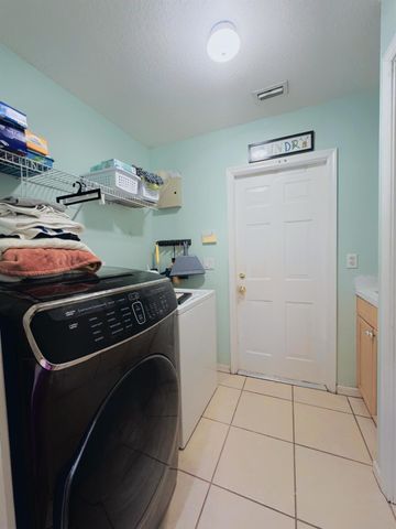 13084 73rd Street N, The Acreage, FL 33412