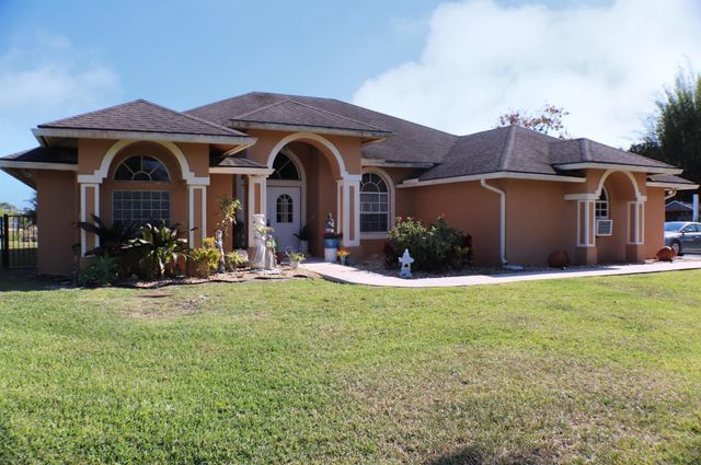 13084 73rd Street N, The Acreage, FL 33412
