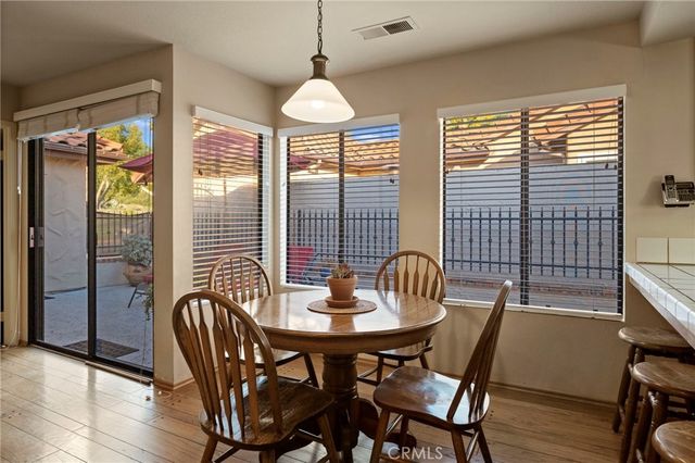 1011 Inspiration Lane, Escondido, CA 92025