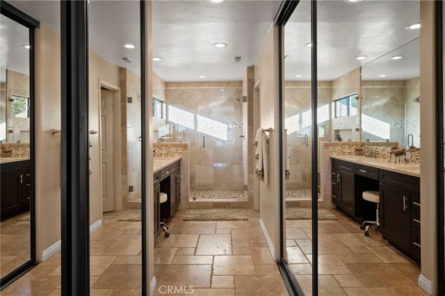 1011 Inspiration Lane, Escondido, CA 92025