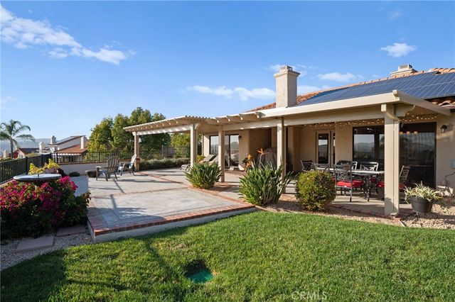 1011 Inspiration Lane, Escondido, CA 92025