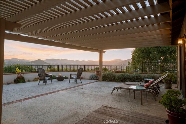 1011 Inspiration Lane, Escondido, CA 92025