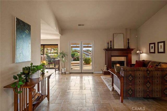 1011 Inspiration Lane, Escondido, CA 92025