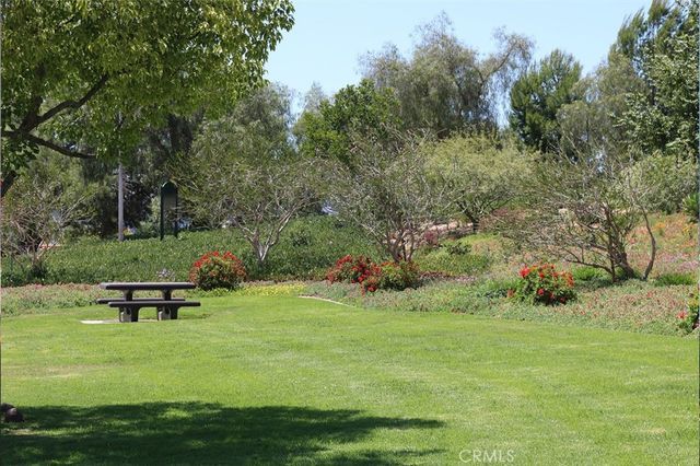 1011 Inspiration Lane, Escondido, CA 92025