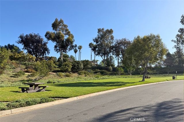 1011 Inspiration Lane, Escondido, CA 92025