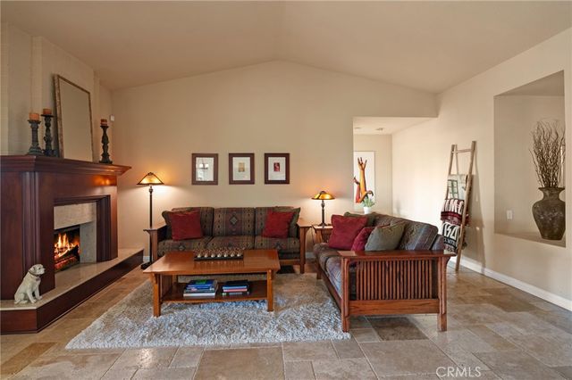 1011 Inspiration Lane, Escondido, CA 92025