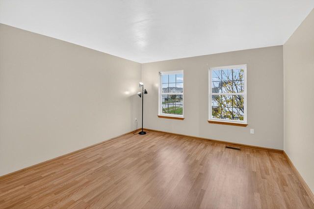 6513 108th AVENUE, Kenosha, WI 53142