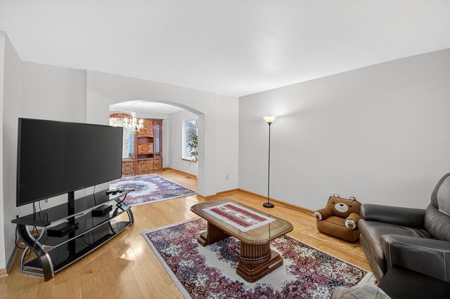 6513 108th AVENUE, Kenosha, WI 53142