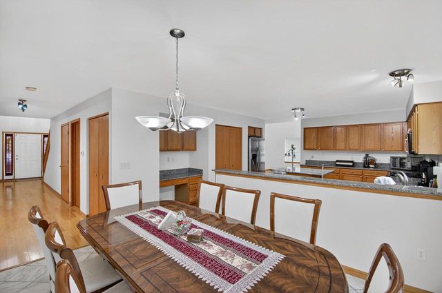 6513 108th AVENUE, Kenosha, WI 53142