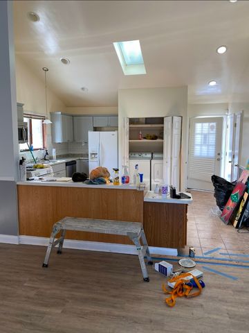 26571 N Il Route 83 Route, Mundelein, IL 60060