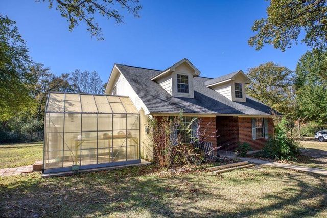 1570 An County Road 4034, Palestine, TX 75803