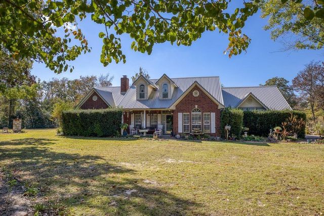 1570 An County Road 4034, Palestine, TX 75803