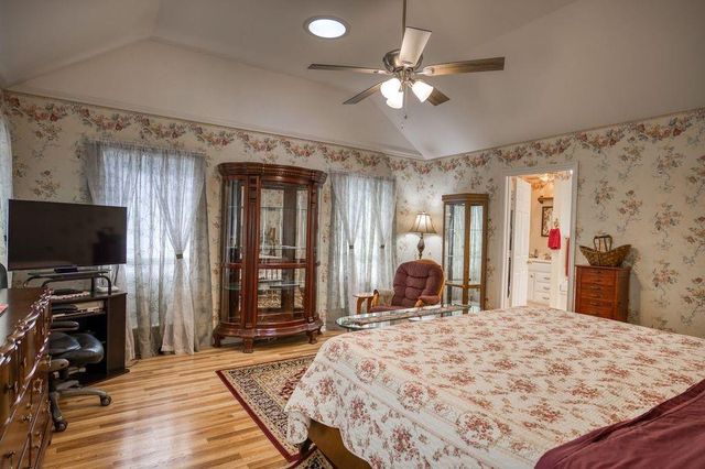 1570 An County Road 4034, Palestine, TX 75803