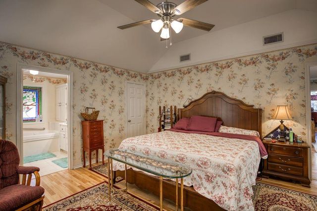 1570 An County Road 4034, Palestine, TX 75803