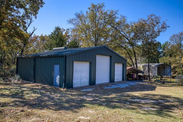 1570 An County Road 4034, Palestine, TX 75803