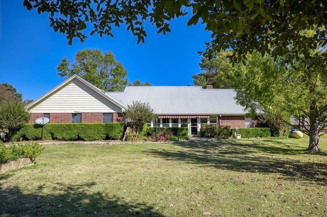 1570 An County Road 4034, Palestine, TX 75803