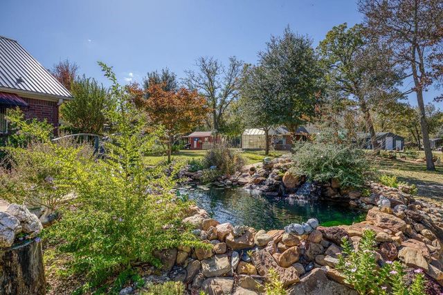 1570 An County Road 4034, Palestine, TX 75803