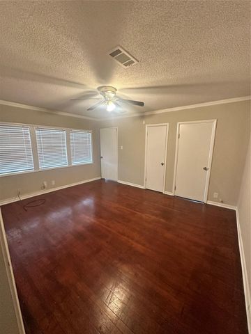 3571 Daphne Street, Houston, TX 77021