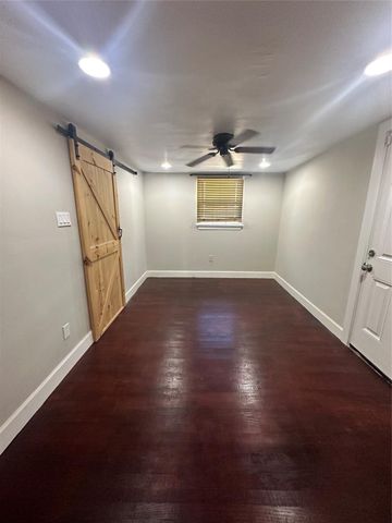 3571 Daphne Street, Houston, TX 77021