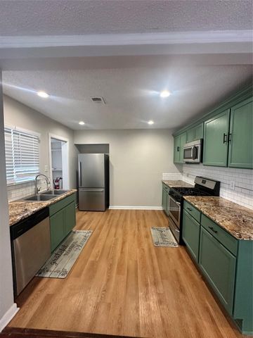 3571 Daphne Street, Houston, TX 77021