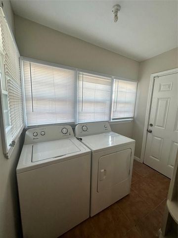 3571 Daphne Street, Houston, TX 77021