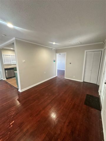 3571 Daphne Street, Houston, TX 77021