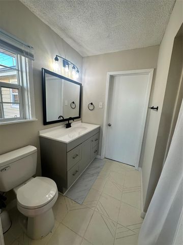 3571 Daphne Street, Houston, TX 77021