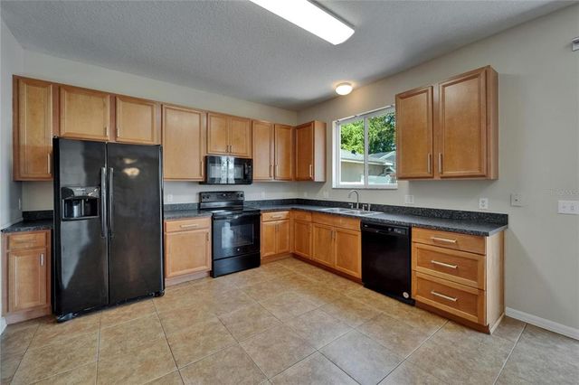 2415 BROWNWOOD DRIVE, Mulberry, FL 33860
