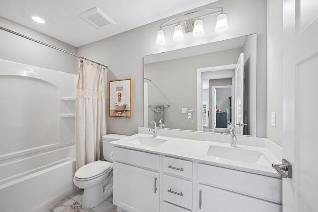 6582 Bridle Path, Corcoran, MN 55340