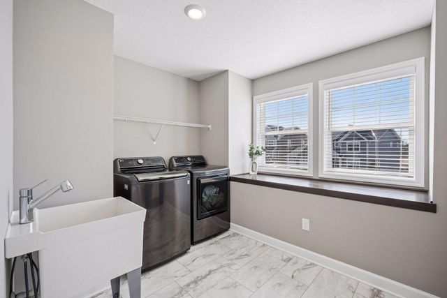 6582 Bridle Path, Corcoran, MN 55340