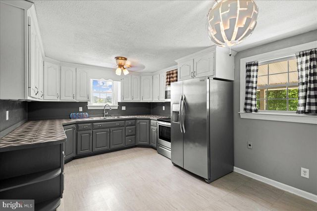 13816 WHITE OAK RDG, Hancock, MD 21750