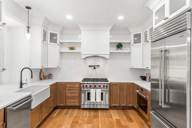 20 Wheeler Ln, Natick, MA 01760