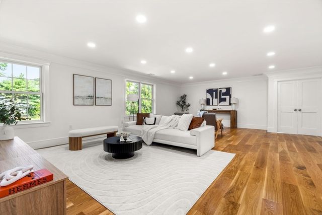 20 Wheeler Ln, Natick, MA 01760